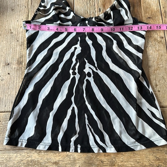 Vintage Dolce & Gabbana intimate cami. Zebra print. Adjustable straps. - Picture 6 of 8